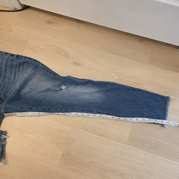 Lucky Brand Medium Wash Distressed Raw Hem Super Skinny Ankle Ava Jeans Size 6 - Picture 5 of 9